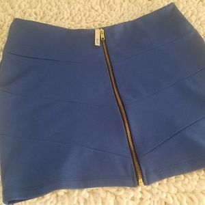 NWOT -Cute mini skirt